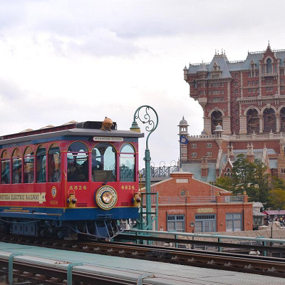 移動にも便利なエレクトリックレールウェイ