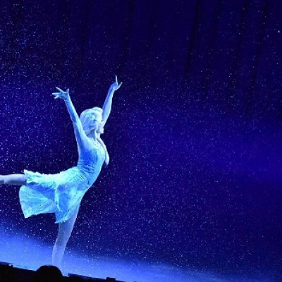 エルサのスケーティング