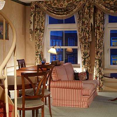 エクゼクティブ