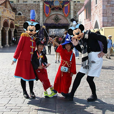 コスプレを楽しむご家族