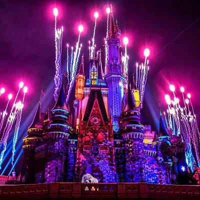 ディズニー映画の名場面が登場