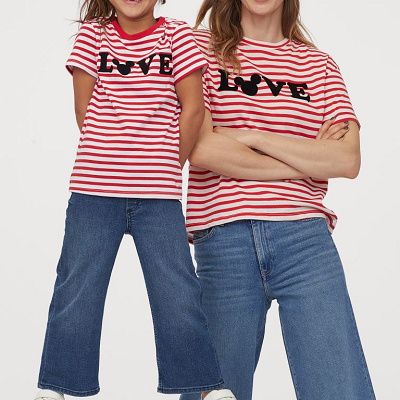 フロントデザインTシャツ