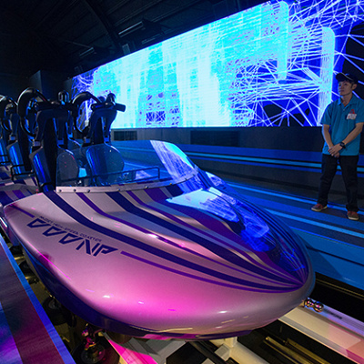 富士急ハイランド～ド・ドドンパ近未来的な乗り場～