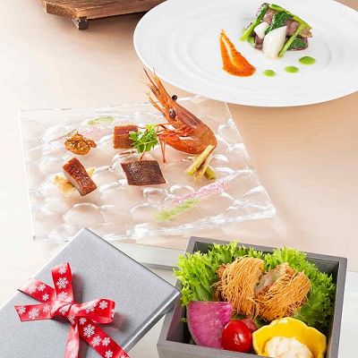 “ギフト・オブ・クリスマス”スペシャルディナー エメラルド・ギフト