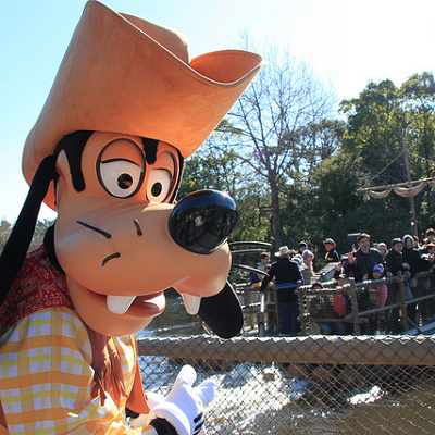 実は俳優業のグーフィー