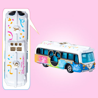 グランドフィナーレ・デザインのリゾートクルーザー（上部）