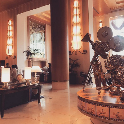 ハイピリオン・ラウンジ