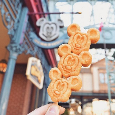 食べながら待つとお腹も満たされてハッピー♡