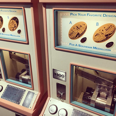 実はお土産にぴったりなコスパのおすすめメダル！