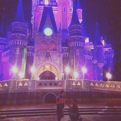 シンデレラ城前で・・・