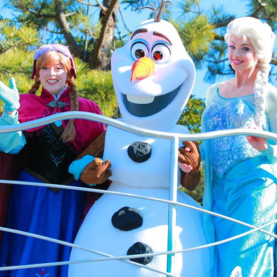 余裕をもってシンデレラ城の前へ