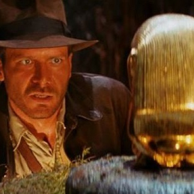 お宝を発見したインディ