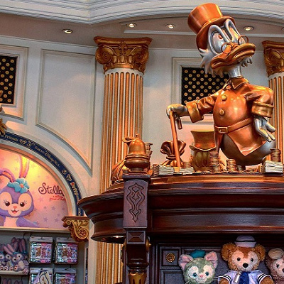 マクダックス・デパートメントストア店内