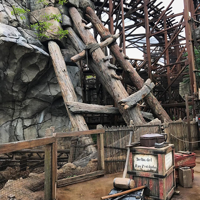 遺跡発掘の道具でしょうか？