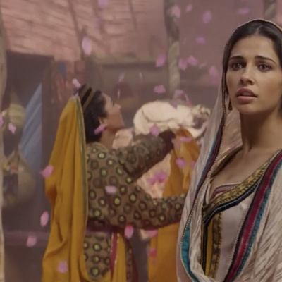 アラジンと出会うジャスミン