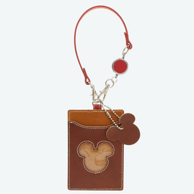 レザーパスケース