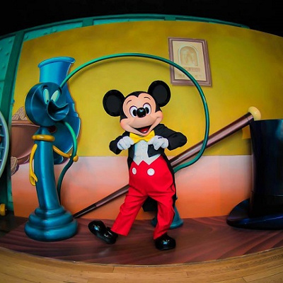 ミッキーと記念日に撮影しちゃおう