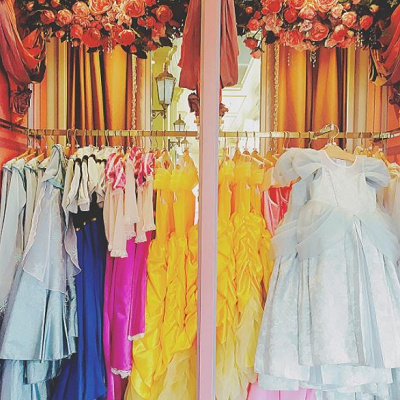 プリンセスの衣装がいっぱい