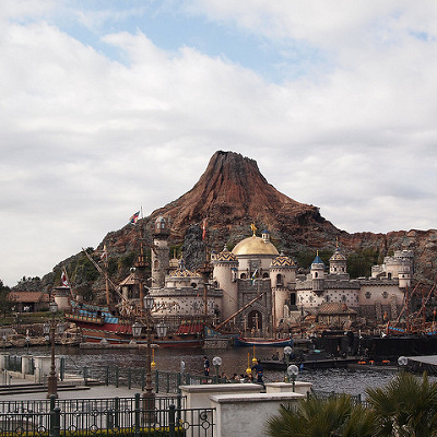 荘厳なプロメテウス火山