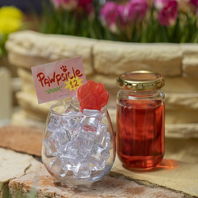 溶かして固めたアイスキャンディ風ドリンク