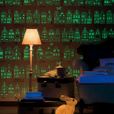 ミッキー／タウン（蓄光性）の壁紙