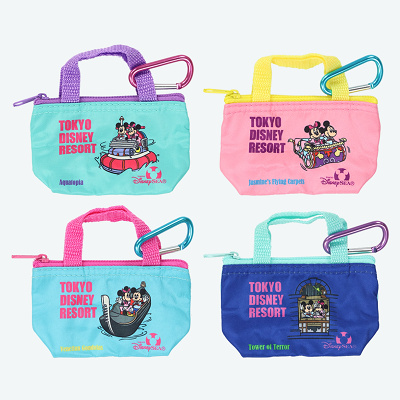 ガチャガチャでゲットできるミニポーチ