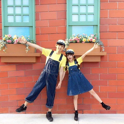 カップルでミニオンバウンドファッション