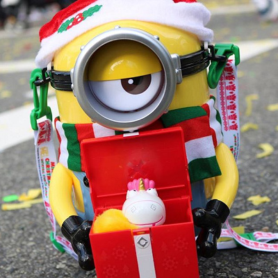 ミニオン【2016年~】スチュアートからメリークリスマス!ポップコーンバケツ