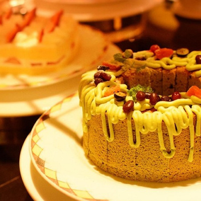 山もりのケーキ