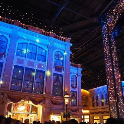 夜のプロジェクションマッピング