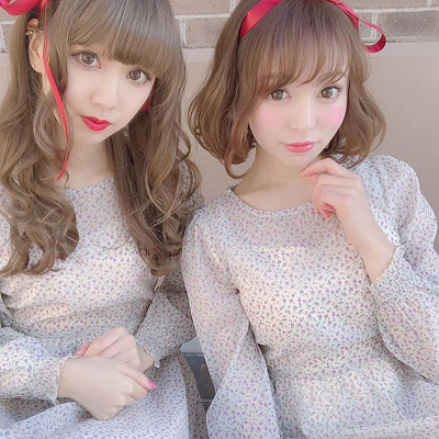 【その他の双子コーデ】リボンヘア×ワンピース