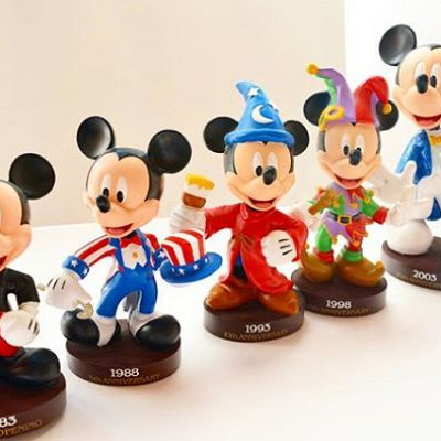 歴代のミッキーの顔の変化に注目！