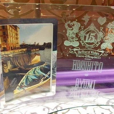 フォトフレームスタンド（パーク内見本）