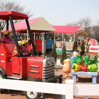 ピギーさんの“とことこ”トラクター