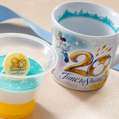 パイナップルゼリー＆ヨーグルトムース、スーベニアカップ付き