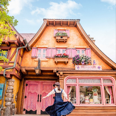 ピンクのショーウィンドウ