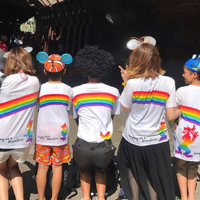 レインボーTシャツ