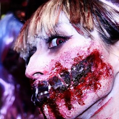 本格的なゾンビメイク