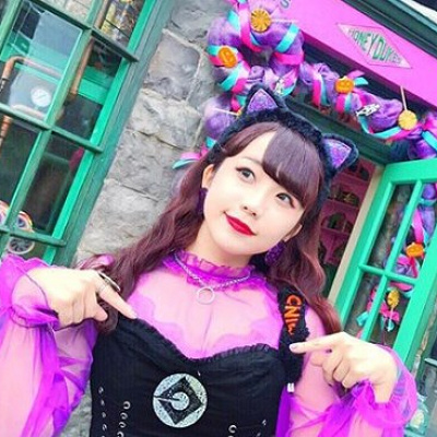 赤リップ×黒猫