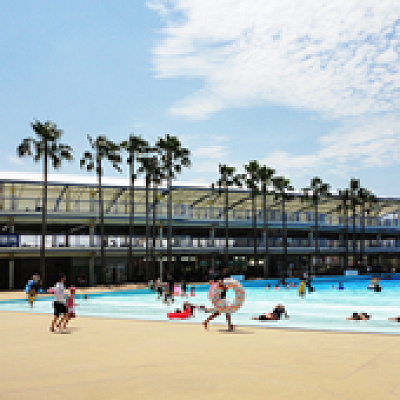 長島スパーランドの休憩棟