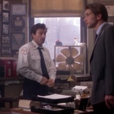 ドナルドを演じるロバート・デニーロ（左）／映画『バックドラフト』