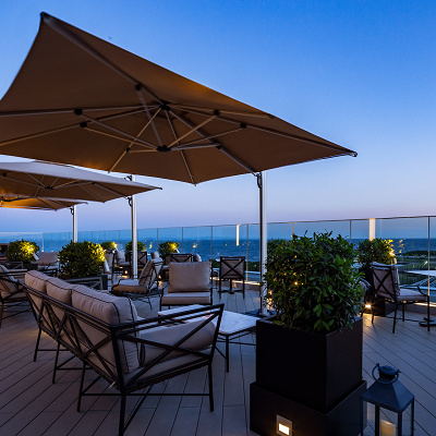 ルーフトップバー