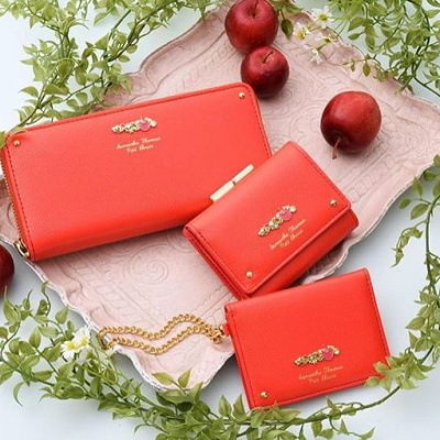 サマンサタバサ×ディズニー「白雪姫」