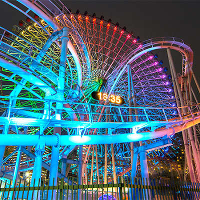 下から見ると圧巻