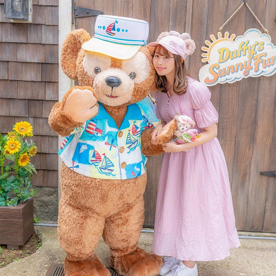 シャーベットカラー×シフォンワンピのダッフィーコーデ