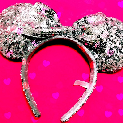 シルバーのスパンコールカチューシャ