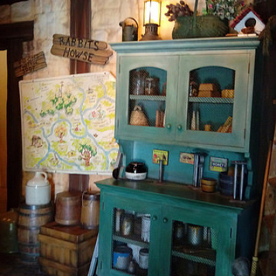 待ち時間にミッキーを探すことができるのであっという間にアトラクションへ