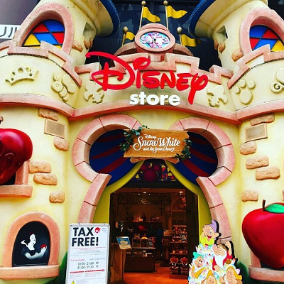 白雪姫仕様のディズニーストア