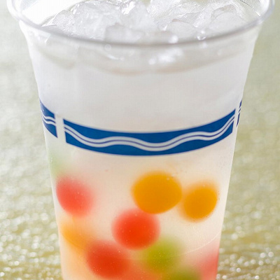 スパークリングカクテルライチーリキュール&グレープフルーツ