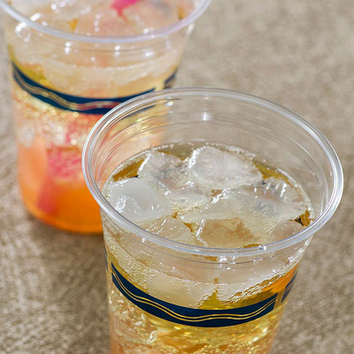 スパークリングカクテル(ピーチゼリー＆ウイスキー)
